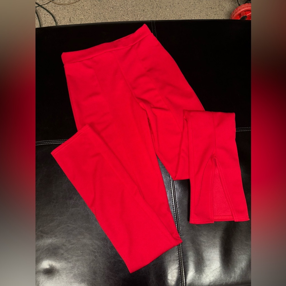 Women’s brand new cute stylish bright red pants bottoms size 6 size small